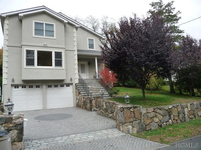 Vivi Perucho Realtor in Phoenix, Arizona